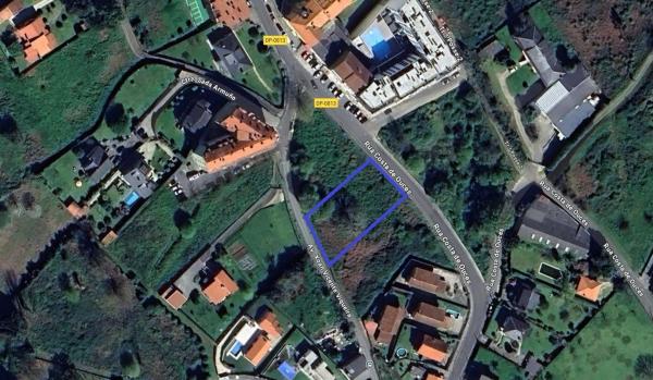 Terreno en calle Costa de Ouces