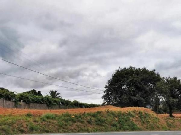 Terreno en avenida Alvedro