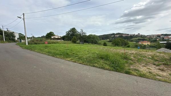 Terreno en calle Cadaval, 12