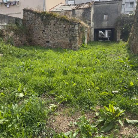 Terreno en calle Cadaval