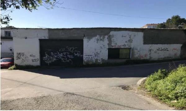 Terreno en avenida Cordeda, 18