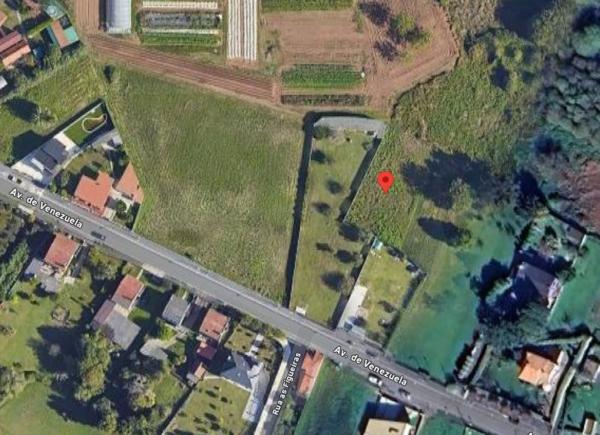 Terreno en avenida de Venezuela, 82