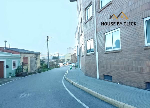 Terreno en calle Santiago de Compostela