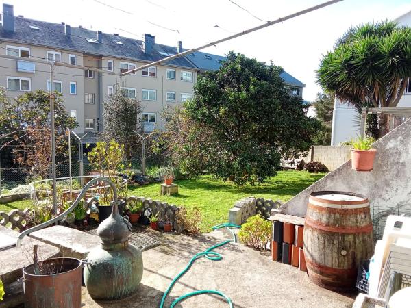 Terreno en avenida Rosalía Castro, 209