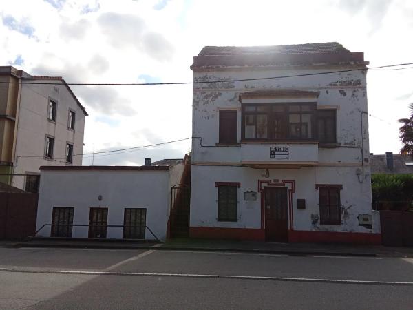 Terreno en avenida Rosalía Castro, 209