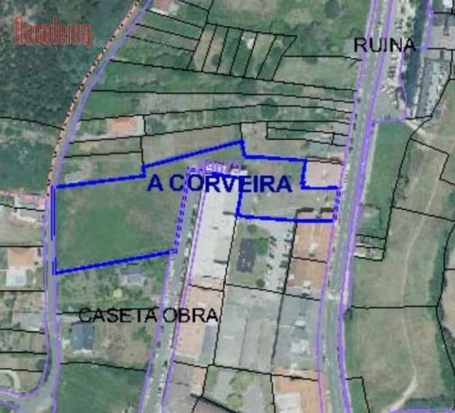 Terreno en avenida Vilaboa, 191
