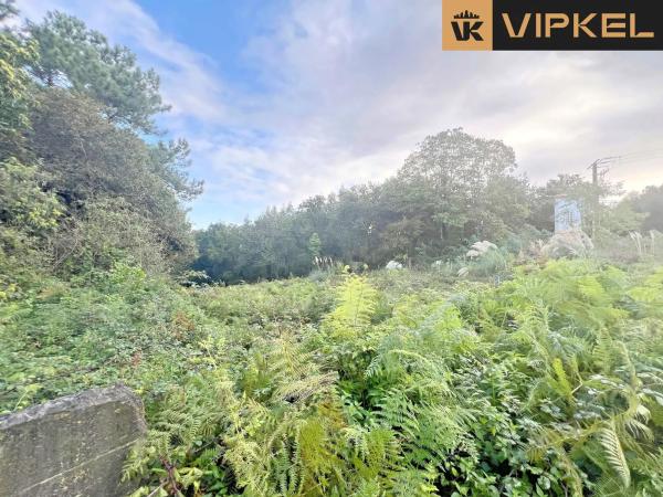 Terreno en carretera Meiras Tornos