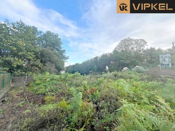 Terreno en avenida Emilia Pardo Bazán