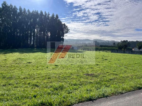 Terreno en calle Borreiros