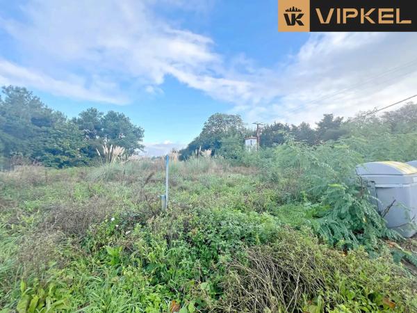 Terreno en avenida Emilia Pardo Bazán