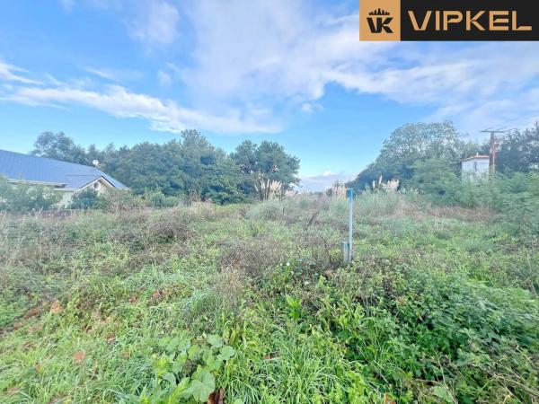 Terreno en avenida Emilia Pardo Bazán