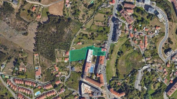 Terreno en avenida Vilaboa, 189