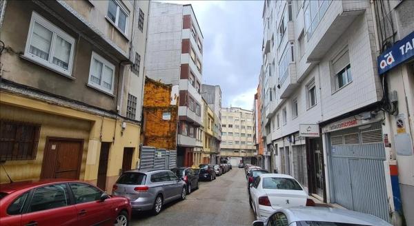 Terreno en calle Pedroso, 14