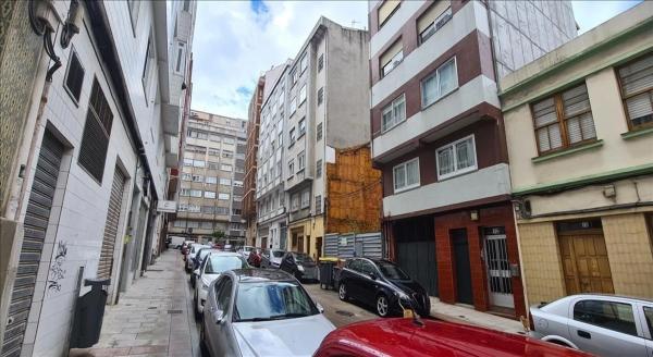 Terreno en calle Pedroso, 14