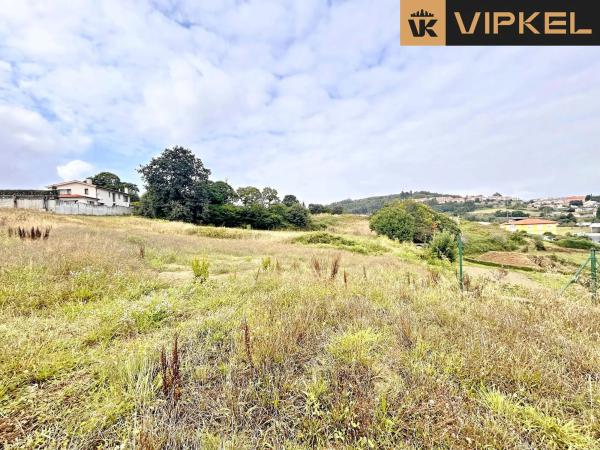 Terreno en calle Cadaval