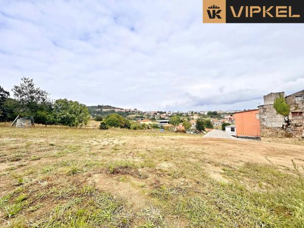 Terreno en calle Cadaval