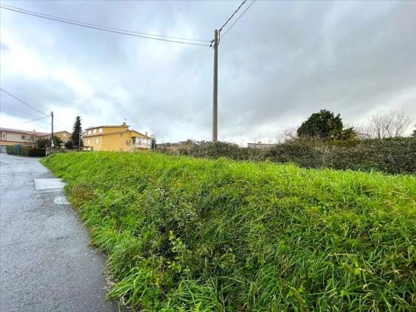 Terreno en calle Areosa