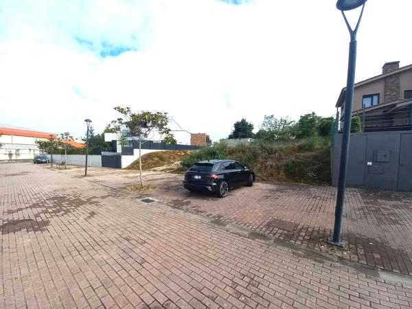 Terreno en calle Francisco Taxes