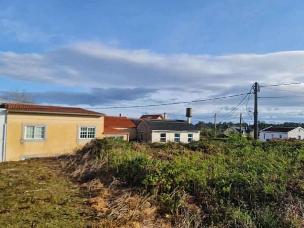 Terreno en calle Tierno Galván