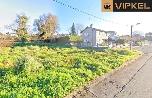 Terreno en avenida Isaac Díaz Pardo