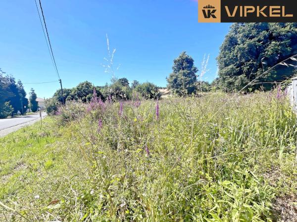 Terreno en avenida Isaac Díaz Pardo