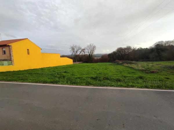 Terreno en Dexo-Lorbé