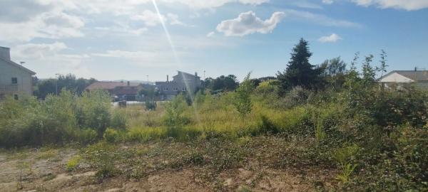 Terreno en calle Colombia