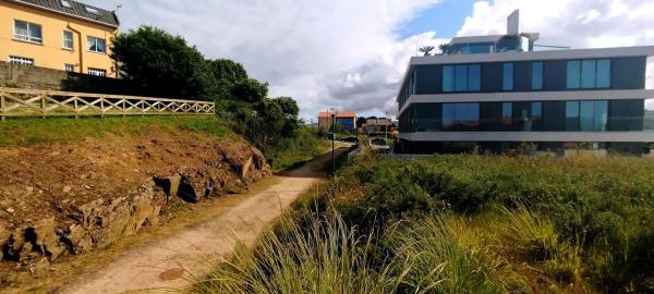 Terreno en calle Orquesta Os Satélites
