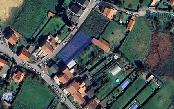 Terreno en calle Areosa s/n