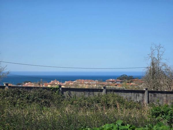 Terreno en calle Catasol, 42