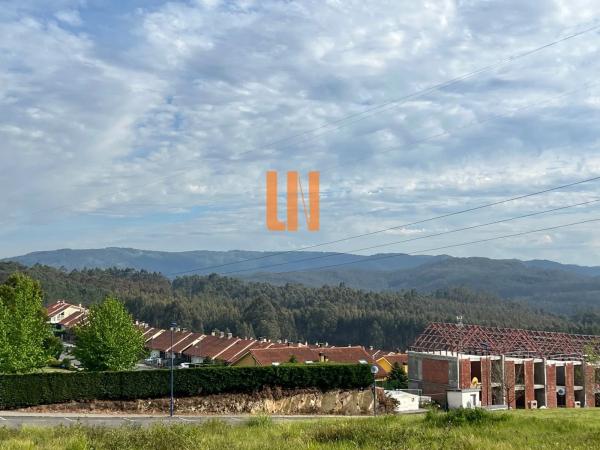 Terreno en calle Uxío Carré Aldao