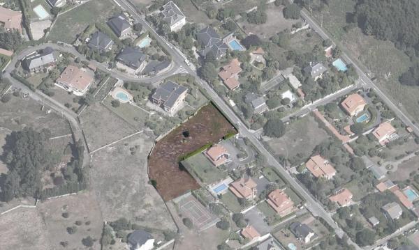 Terreno en calle París, 12 a