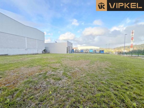 Terreno en avenida Almeiras