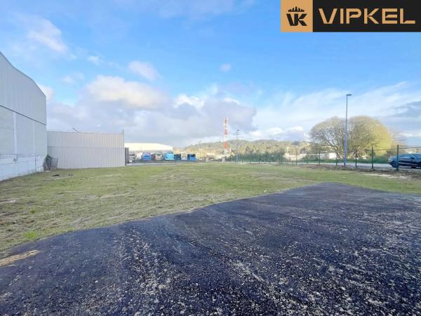 Terreno en avenida Almeiras