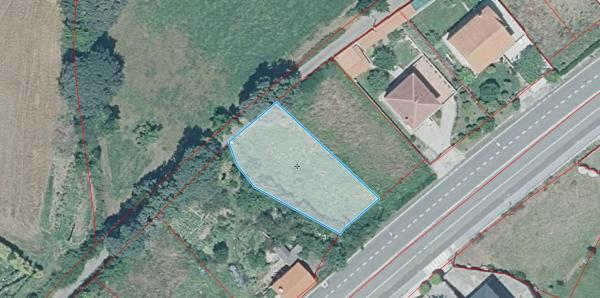 Terreno en camino Lugar Estrada