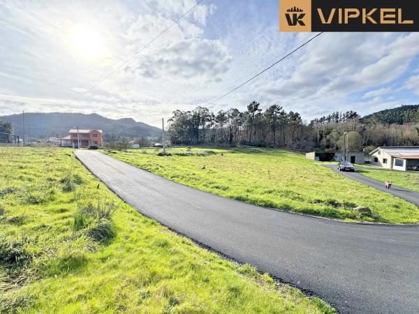 Terreno en calle Abaixo