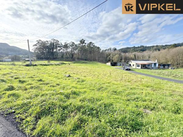 Terreno en calle Abaixo