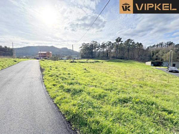 Terreno en calle Abaixo