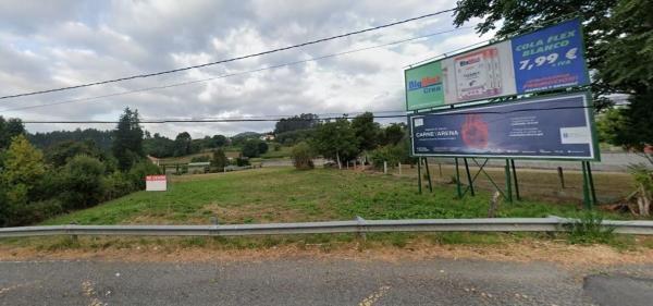 Terreno en avenida Alvedro