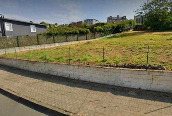 Terreno en avenida Rosalía de Castro