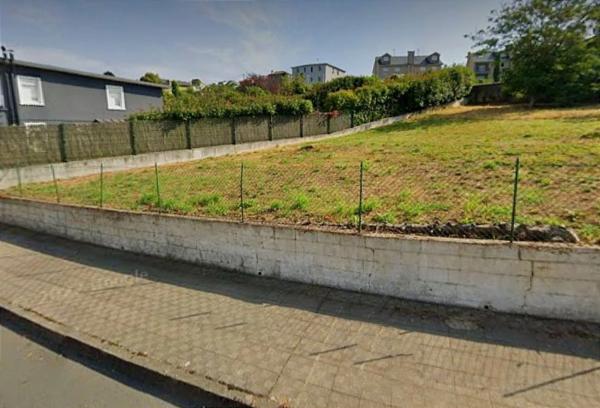 Terreno en avenida Rosalía de Castro