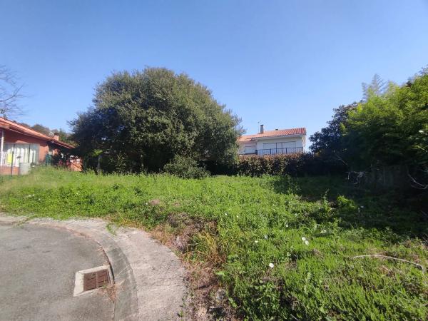 Terreno en Mera-Serantes