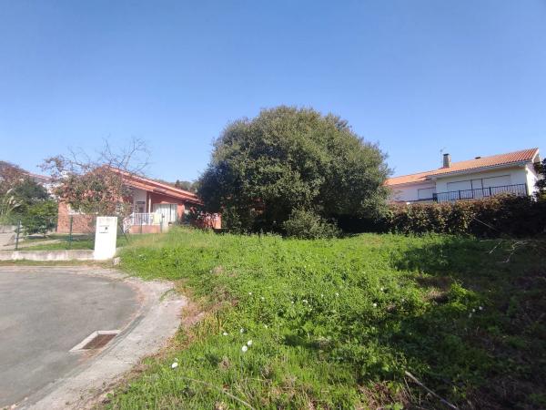 Terreno en Mera-Serantes