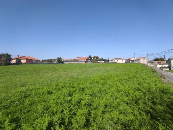 Terreno en Dexo-Lorbé