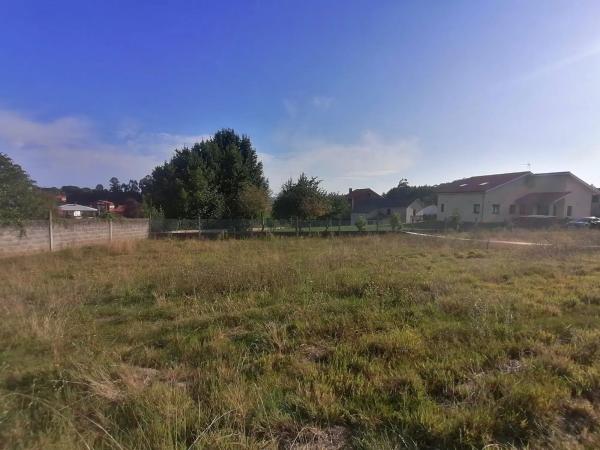 Terreno en Lugar Cangas