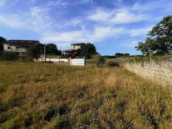 Terreno en Lugar Cangas