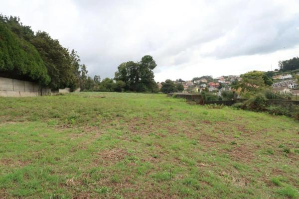 Terreno en calle Sixto