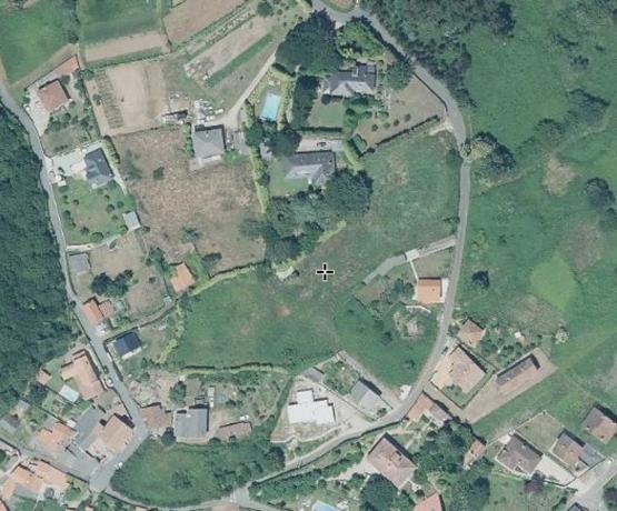 Terreno en calle Sixto