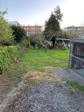 Terreno en calle Rosalía de Castro, 7