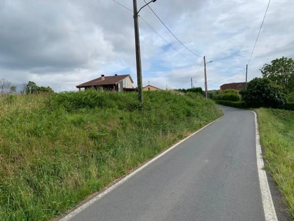 Terreno en Pison, 24